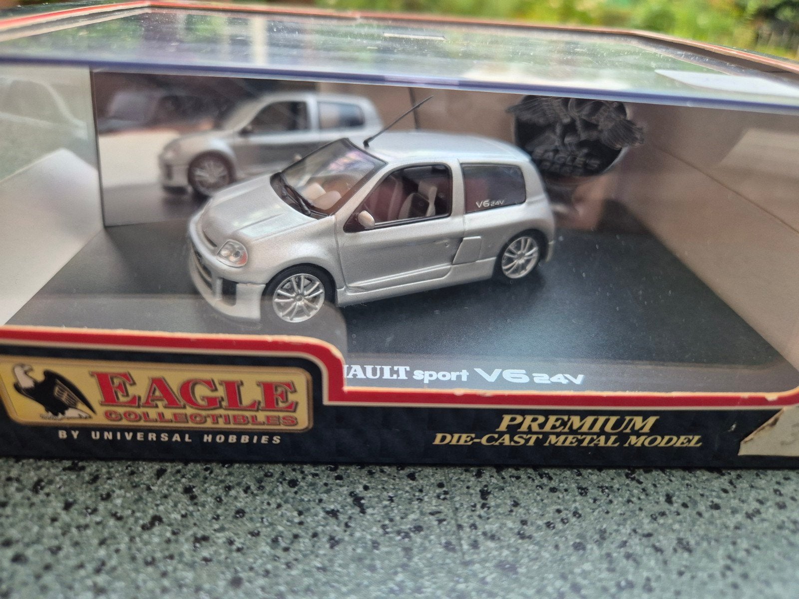 Renault Clio sport V6 24V Eagle Collections 1/43, Hobby en Vrije tijd, Ophalen of Verzenden, Nieuw, Auto, Overige merken