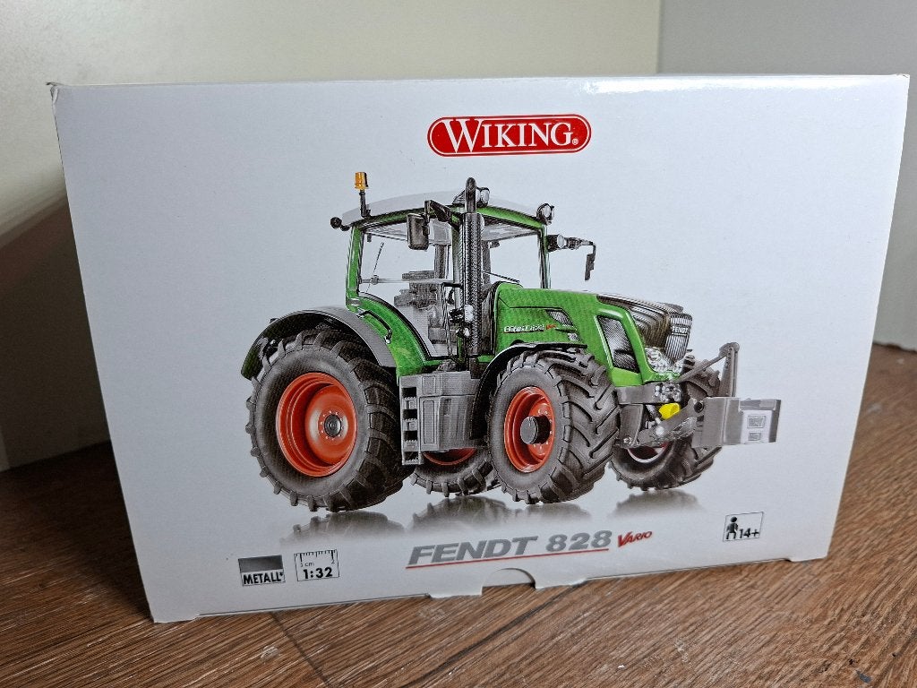 Te koop Wiking Fendt 828 Vario II ., Ophalen of Verzenden, Zo goed als nieuw, Tractor of Landbouw, Overige merken