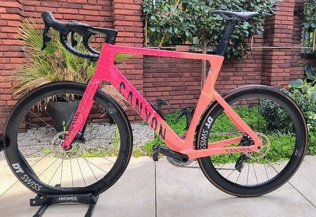 Canyon Aeroad CFR 2026 XL, Fietsen en Brommers, 28 inch, Carbon, Zo goed als nieuw, 61 tot 65 cm