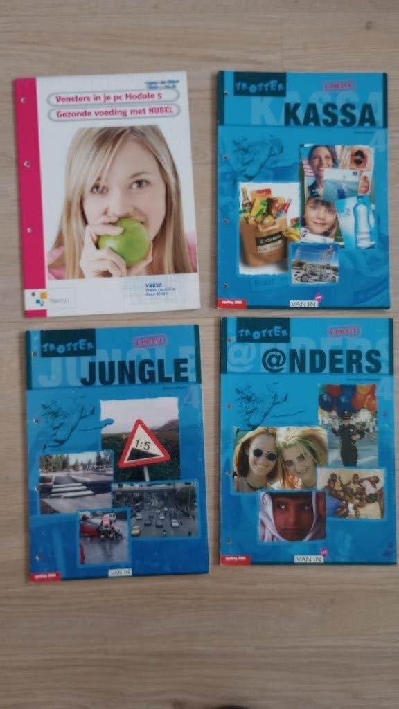 4 schoolboeken van P.A.V., Ophalen, Zo goed als nieuw, Overige niveaus, Overige vakken