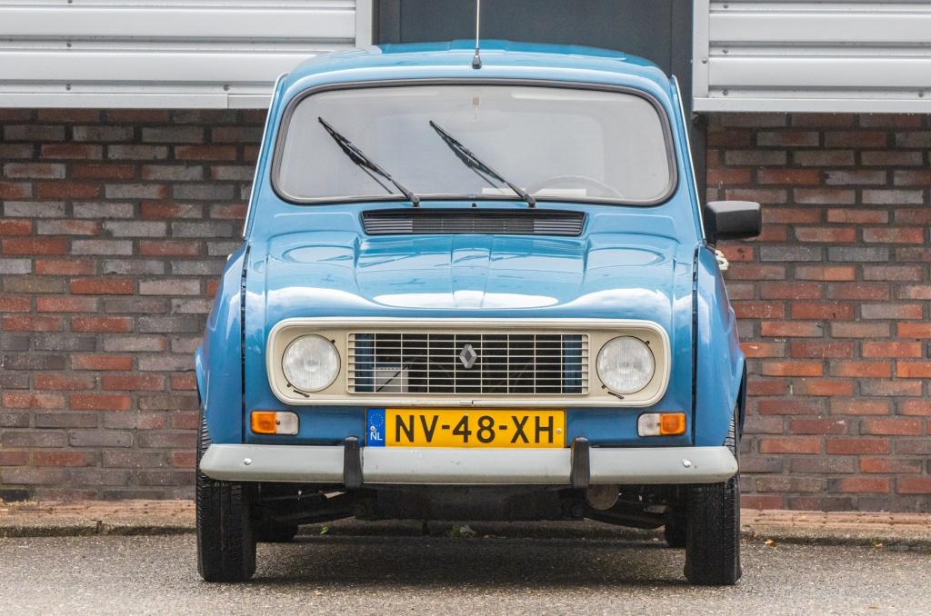 Renault 4 R4 (bj 1985), Auto's, Oldtimers, Voorwielaandrijving, Stof, 29 pk, 845 cc