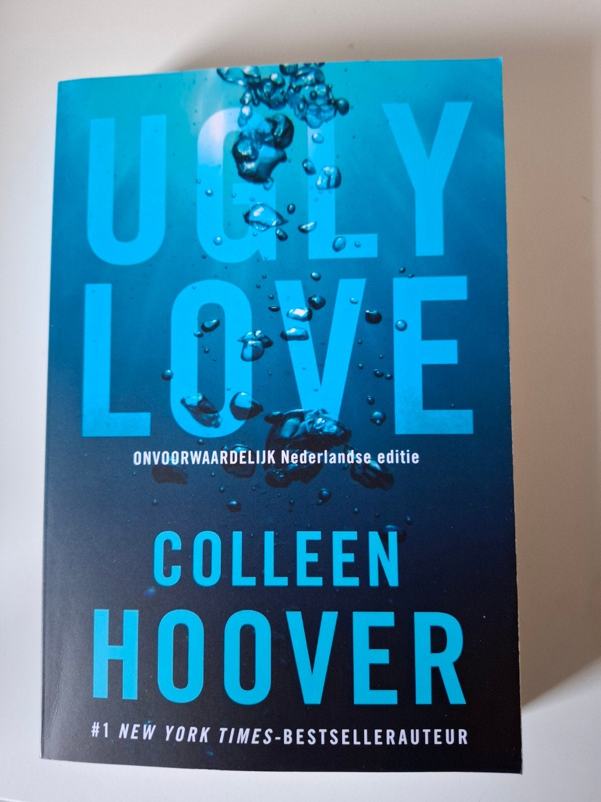 Colleen Hoover - Ugly love, Ophalen of Verzenden, Nieuw, Colleen Hoover