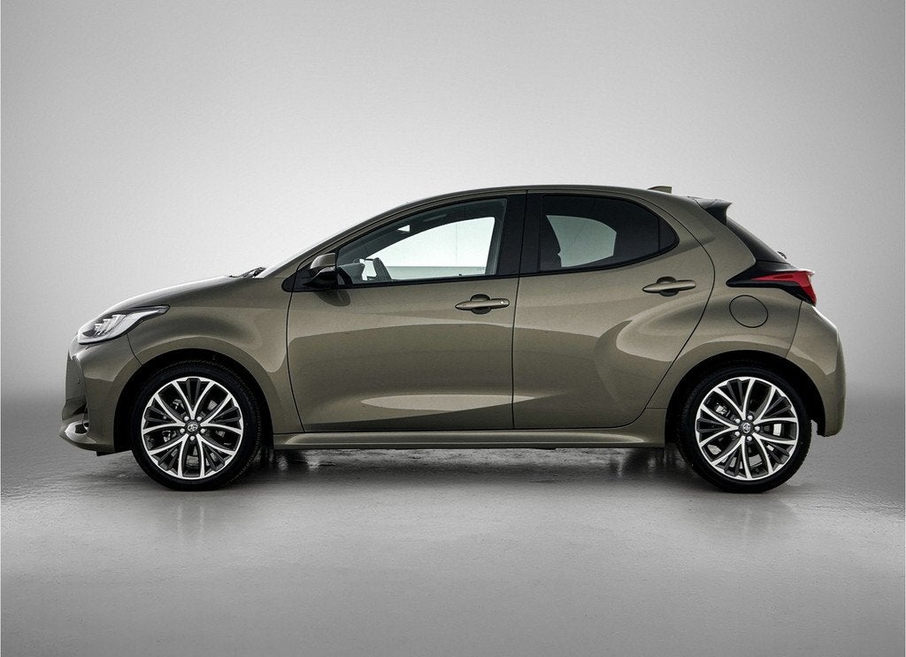 Toyota Yaris 1.5 Hybrid 130 Executive | BTW Voertuig | Dodeh, Auto's, Toyota, 12 maanden, 450 kg, Gebruikt, 3 cilinders