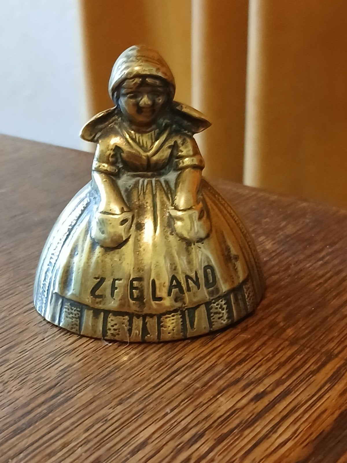 MESSING TAFELBEL. HOOGTE 6 BREEDTE 6.5 CM (ORGINEEL)., Ophalen of Verzenden