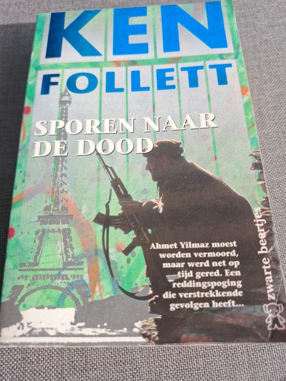 Ken Follett - Sporen naar de dood, Boeken, Ophalen of Verzenden, Zo goed als nieuw, Ken Follett