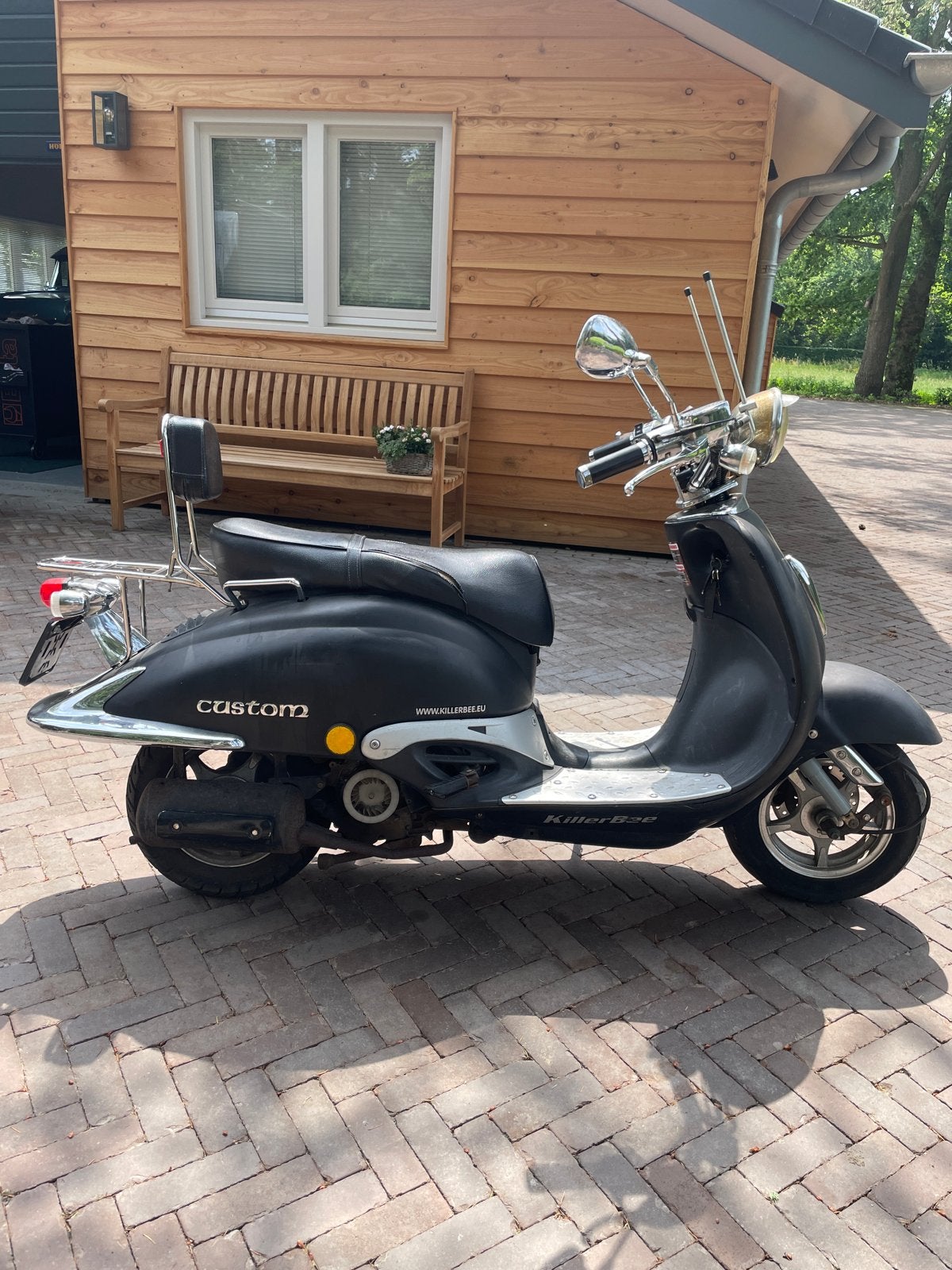 Zwarte Killerbee Custom Scooter - niet lopend, Ophalen, Gebruikt, Maximaal 45 km/u, Benzine