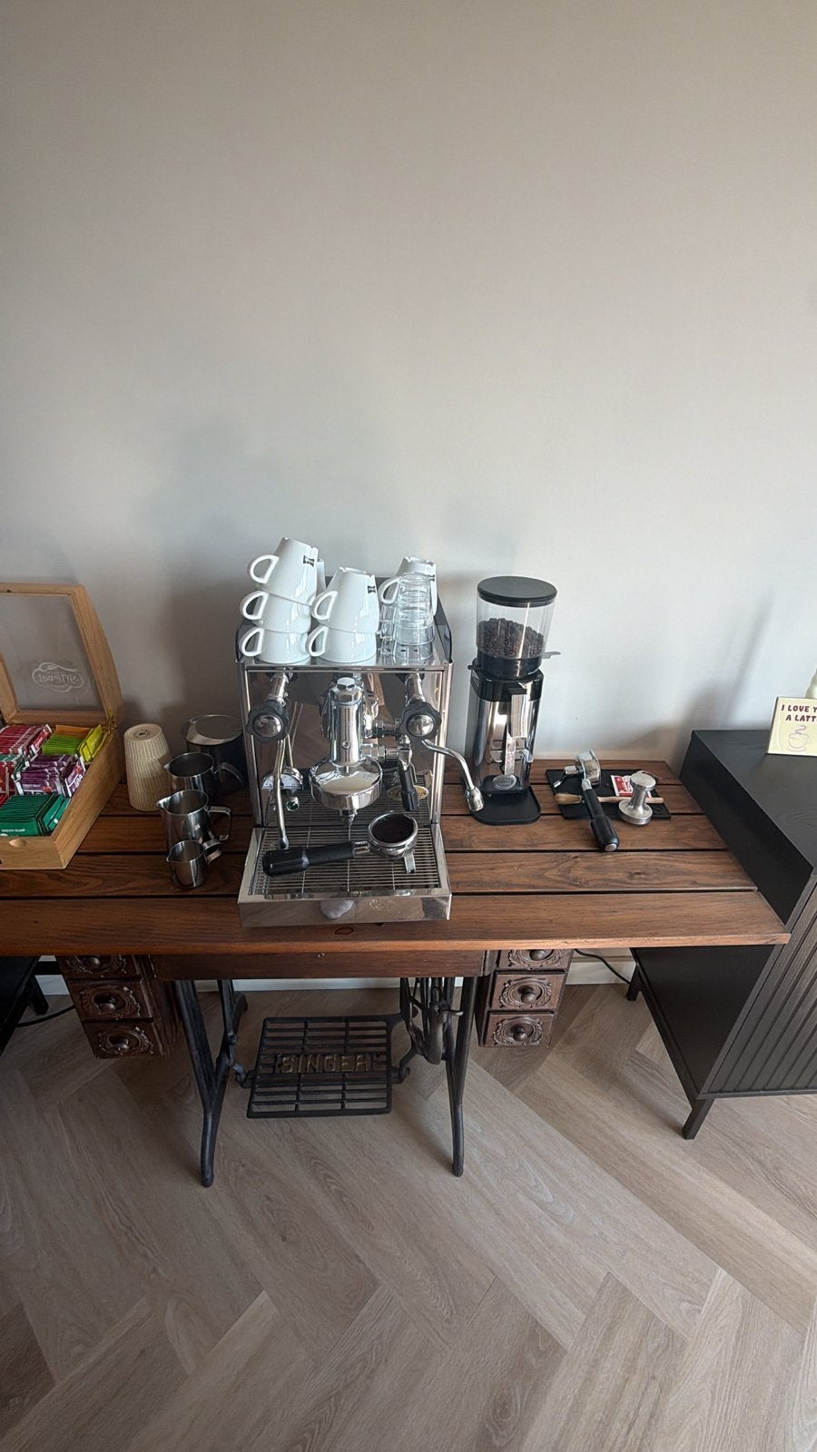 Rocket Cellini Espresso Machine met ECM Koffiemolen, 2 tot 3 liter, Ophalen, Zo goed als nieuw, 1 snelheid