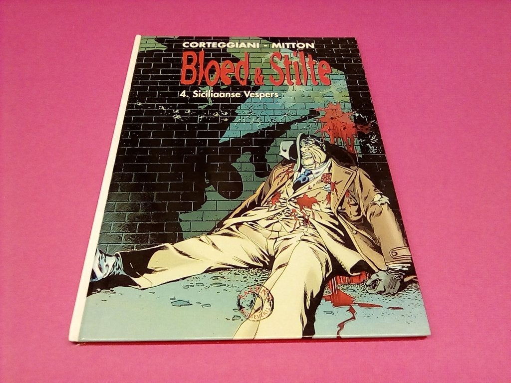 Bloed & Stilte 4: Siciliaanse Vespers - Corteggiani, Mitton, Eén stripboek, Ophalen of Verzenden, Zo goed als nieuw, Corteggiani, Mitton