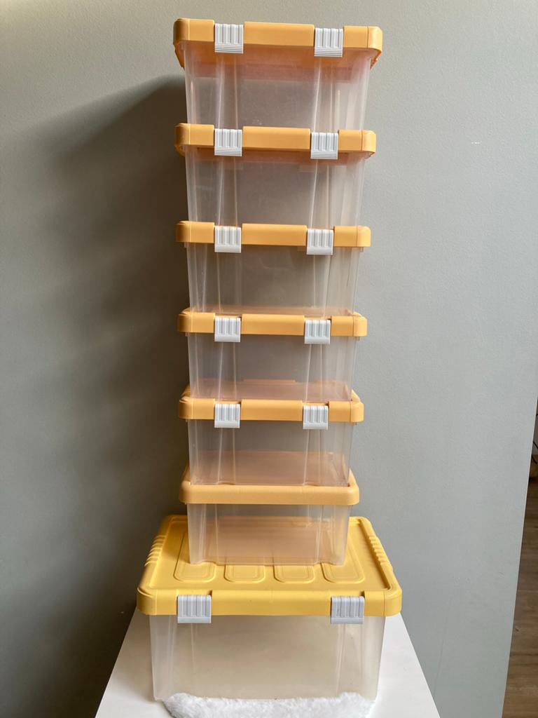 ==MOOI==Stapelbare Opberg bakken van Curver - Set van 7, Doe-het-zelf en Verbouw, Kratten en Dozen, Ophalen of Verzenden, Minder dan 50 cm
