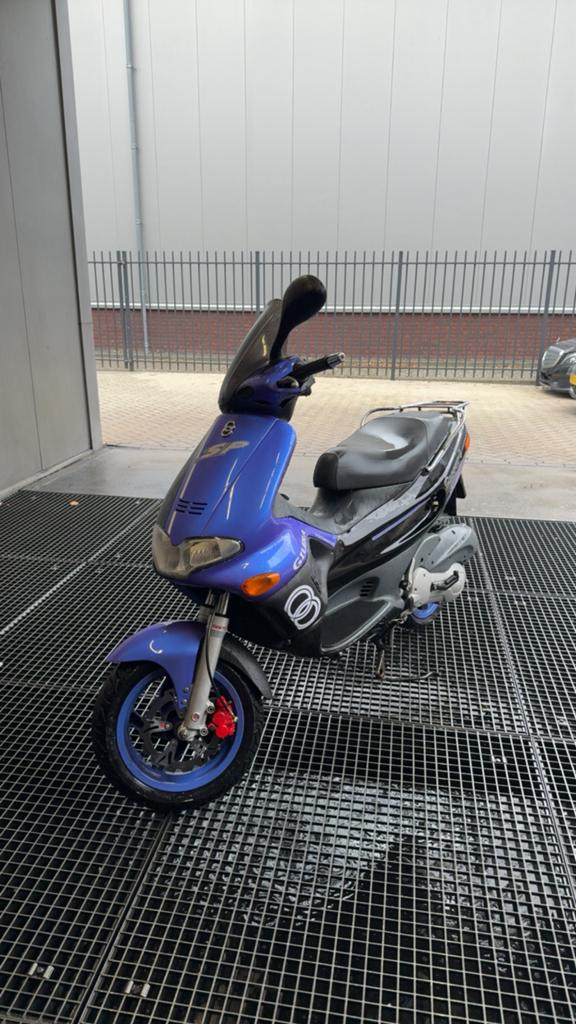 Gilera Runner 180cc M08 SP DD, Fietsen en Brommers, Scooters | Piaggio, Ophalen, Zo goed als nieuw, Benzine, Overige modellen
