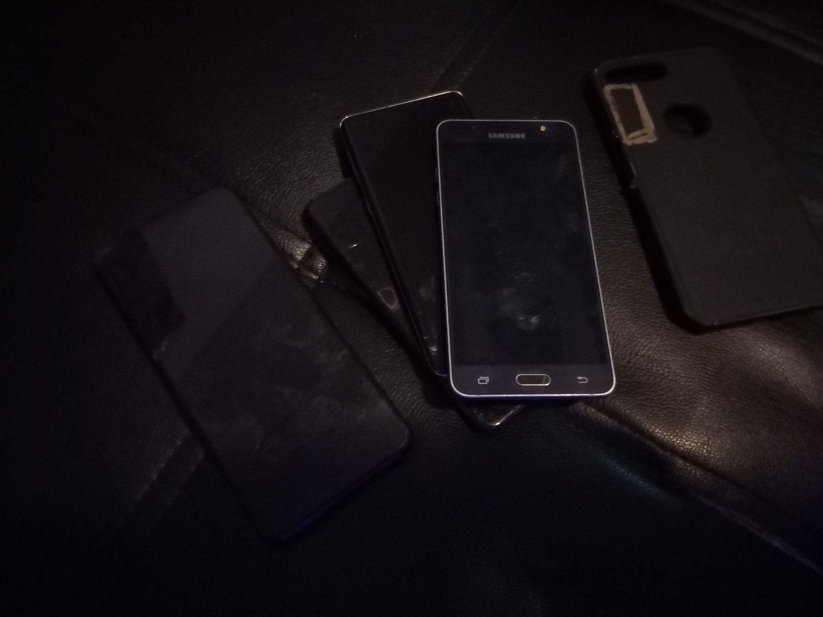 Partij defecte iPhones, Samsung en Oppo telefoons, Ophalen of Verzenden, Niet werkend, Zonder abonnement, Zonder simlock