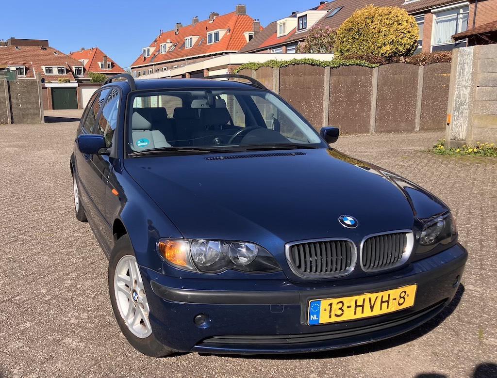 BMW 3-Serie E46 - 316i Touring AUT 2004 Blauw Youngtimer, Auto's, Automaat, 4 cilinders, Blauw, 1796 cc