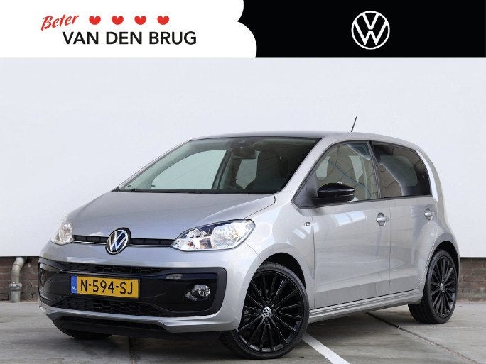 Volkswagen Up! 1.0 R-Line 65 pk | Cruise control | Camera |, Stof, Gebruikt, 4 stoelen, Origineel Nederlands