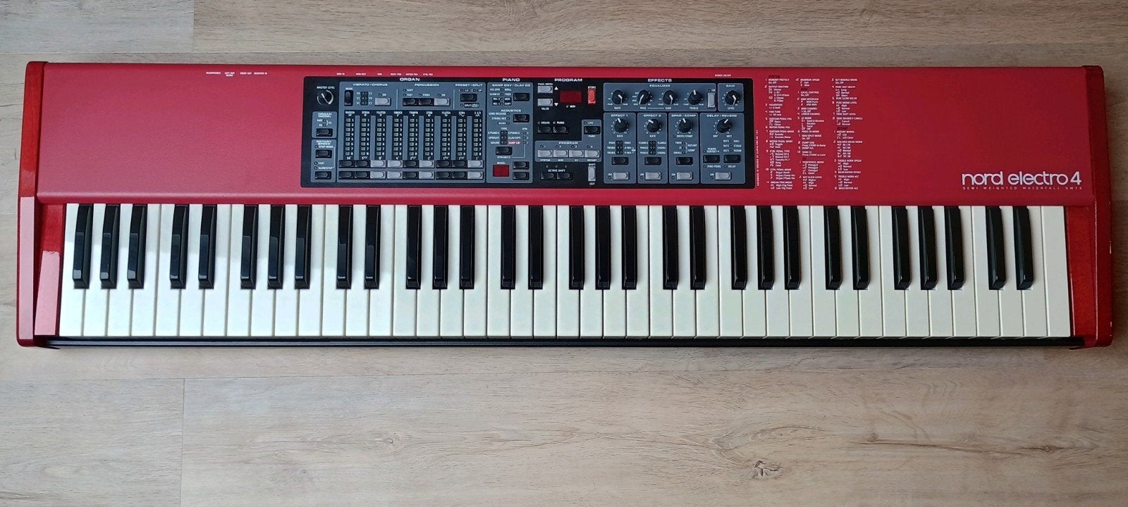 Nord Electro 4 SW73, Overige aantallen, Zo goed als nieuw, Met midi-aansluiting, Ophalen