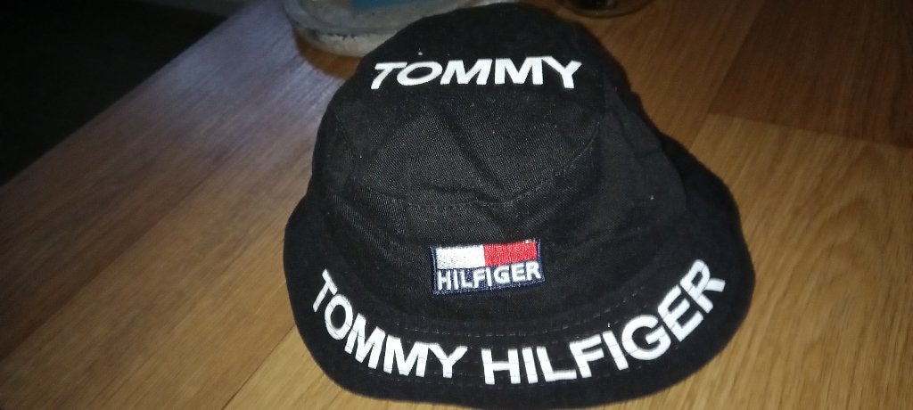 Tommy Hilfiger zwarte zomerhoed., Ophalen of Verzenden, Zo goed als nieuw, Hoed