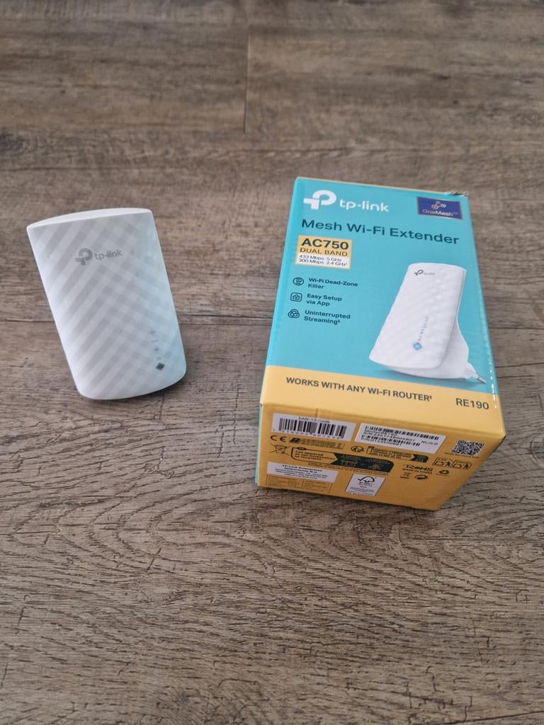 TP-Link RE190 Wi-Fi extender, Computers en Software, WiFi-versterkers, Ophalen of Verzenden, Zo goed als nieuw