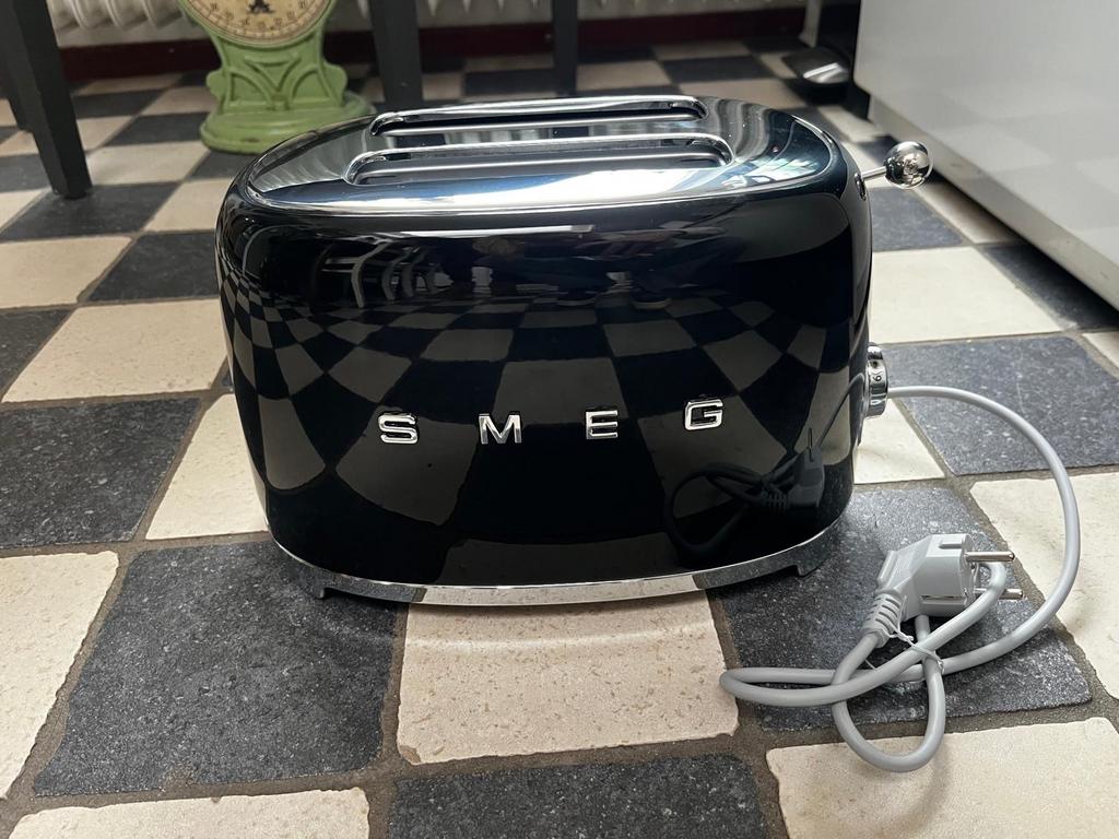 Smeg broodrooster zwart, Witgoed en Apparatuur, Broodroosters, Ophalen, Nieuw