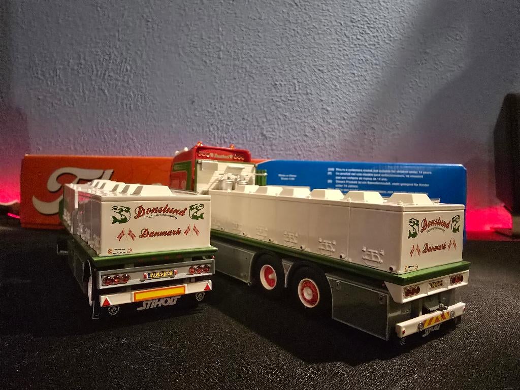 Tekno Scania R donslund, Hobby en Vrije tijd, Modelauto's | 1:50, Ophalen of Verzenden, Zo goed als nieuw, Bus of Vrachtwagen