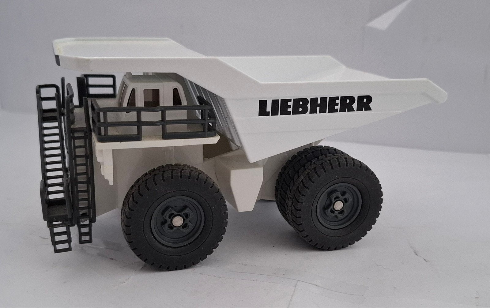1807 Liebherr T264 kiepertruck, Ophalen of Verzenden, Hijskraan, Tractor of Landbouw, SIKU