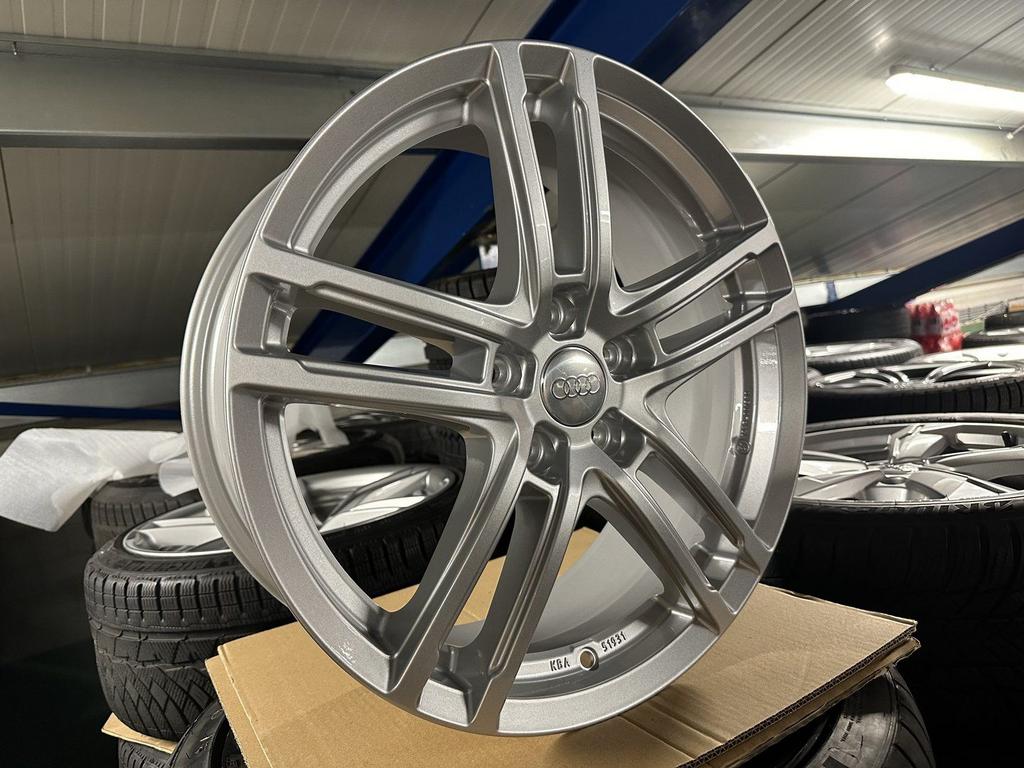 NIEUW 18inch VW AUDI Seat Skoda BMW RS Look Velgen! 5x112, 18 inch, -, -, Banden en Velgen