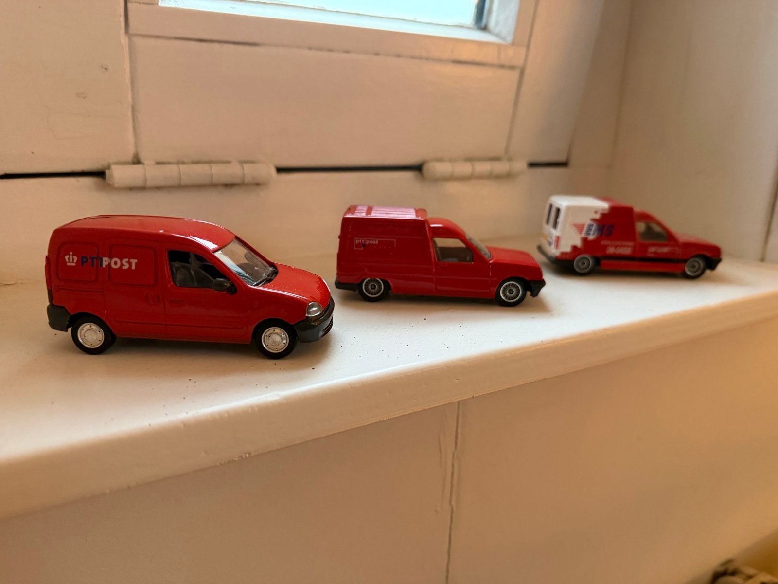 PTT Post miniatuur bestelbusjes - set van 3, Overige merken, 1:50 of kleiner, Auto, Nieuw