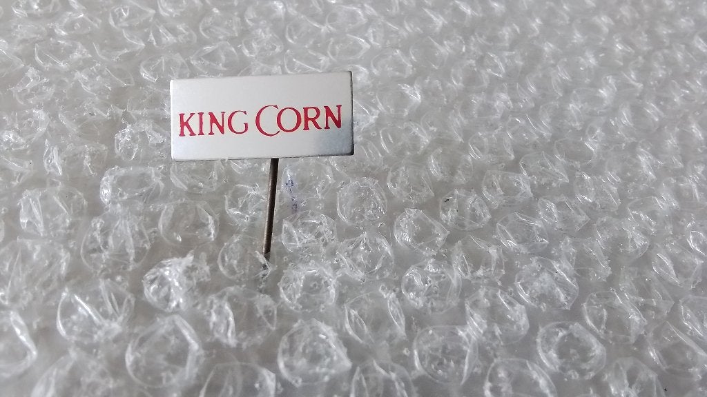 Speldje king corn brood, Verzamelen, Ophalen of Verzenden, Zo goed als nieuw, Overige onderwerpen