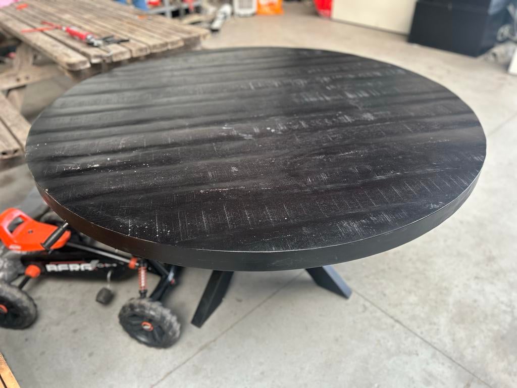 Robuuste ronde eettafel - Zwart mangohout, Huis en Inrichting, Tafels | Eettafels, Ophalen, Gebruikt, 150 tot 200 cm, Rond