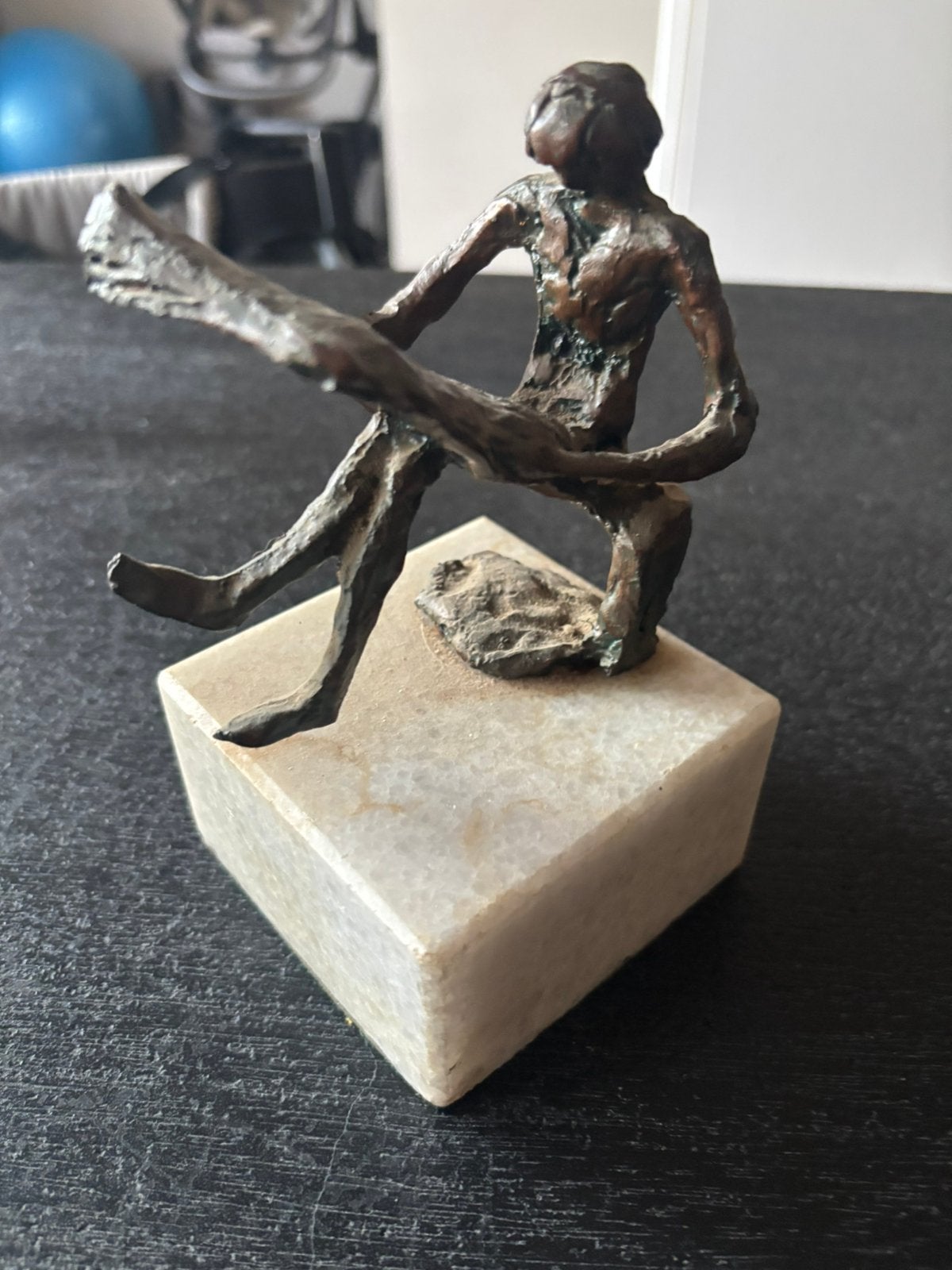 Don Englander (1944) Krantenlezertje brons beeld kunst, Ophalen of Verzenden