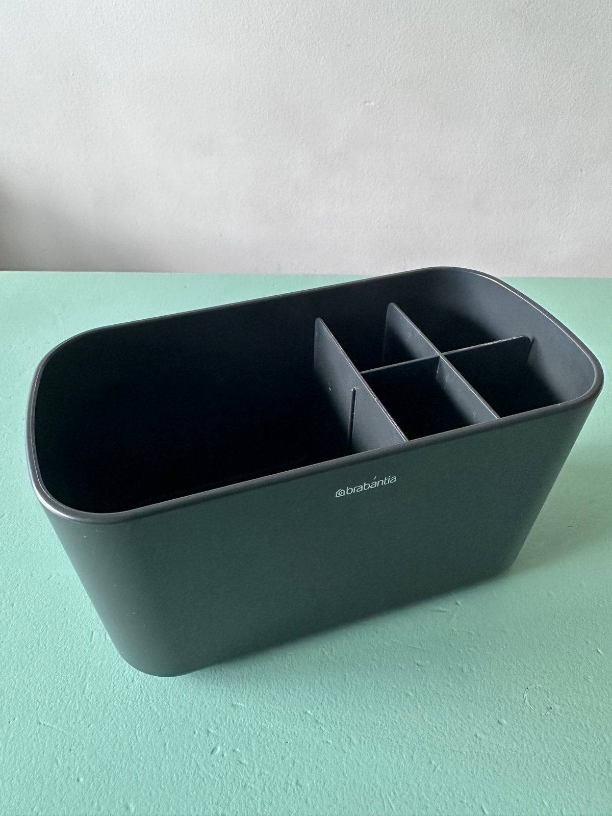 Brabantia Wastafel Caddy organizer - donkergrijs, Overige typen, Kunststof, Ophalen of Verzenden, Zo goed als nieuw