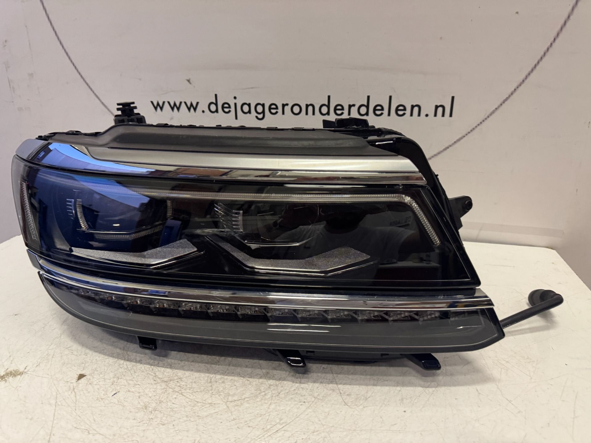 VW TIGUAN 5NA FULL LED KOPLAMP RECHTS 5NN941082 2016-, Gebruikt, Volkswagen, Volkswagen AG, Berliner Ring 2
38440  Wolfsburg, DE