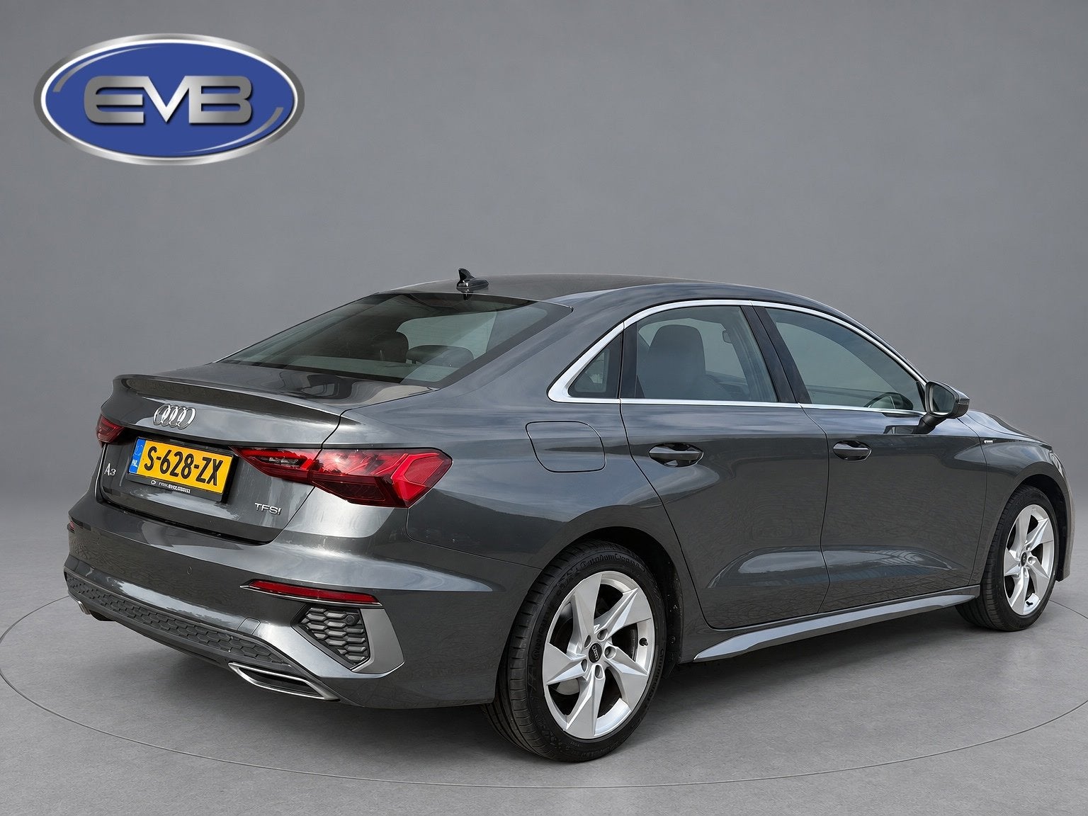 Audi A3 Limousine 30 TFSI automaat S edition, 2 X S-LINE, di, Auto's, Gebruikt, Origineel Nederlands, Bedrijf, Hybride Elektrisch/Benzine