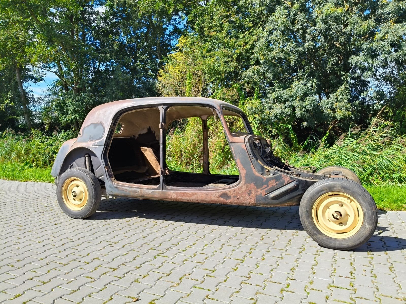 Citroën traction Avant. € 600, Auto-onderdelen, Ophalen, Citroën