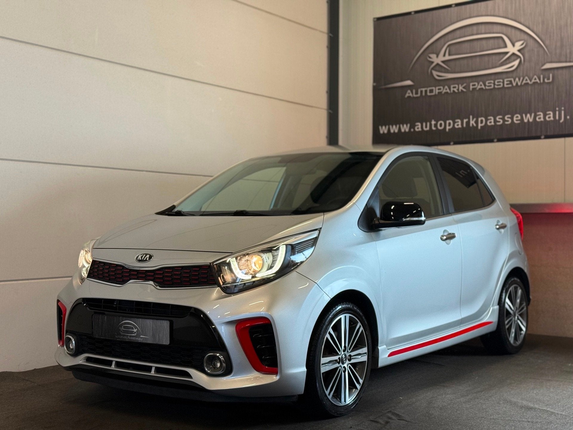 Kia Picanto 1.2 CVVT GT-Line Cruise Control, Apple Carplay,, Auto's, Kia, Dealer onderhouden, Gebruikt, Zwart, 4 cilinders