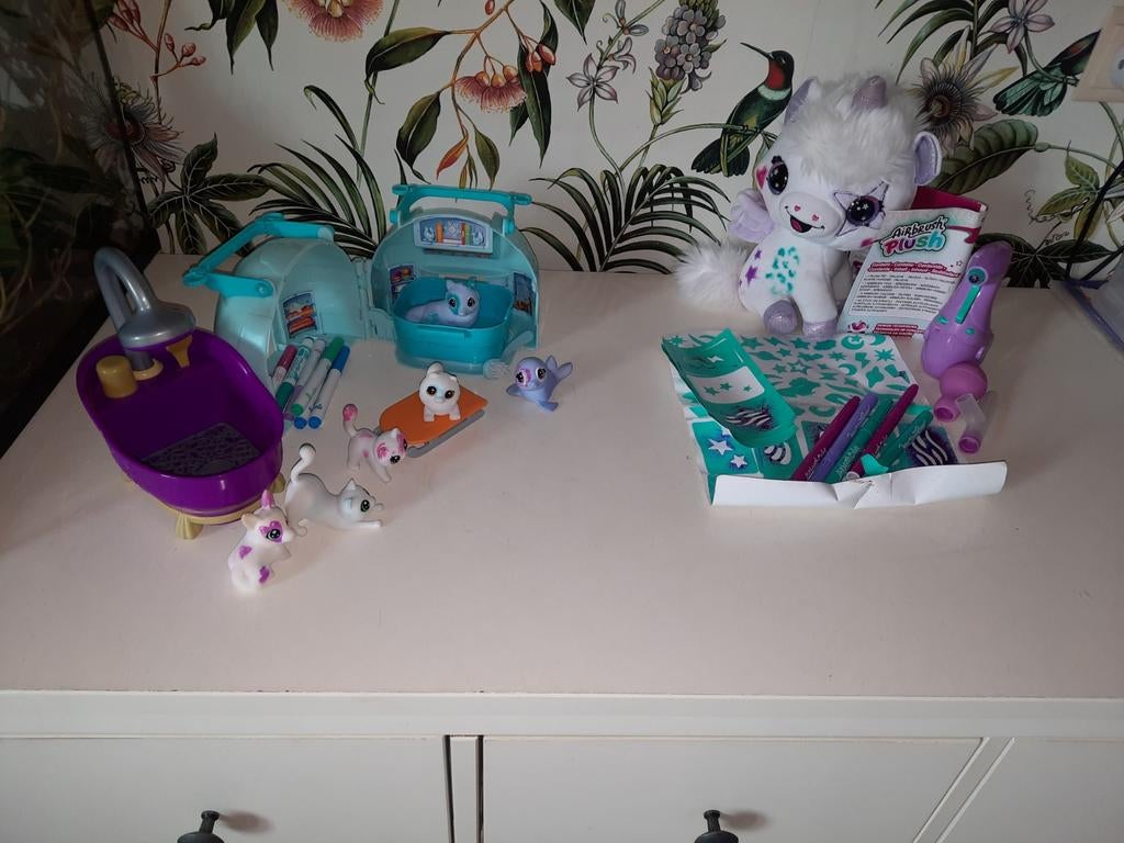 Leuk set Washimals, Ophalen