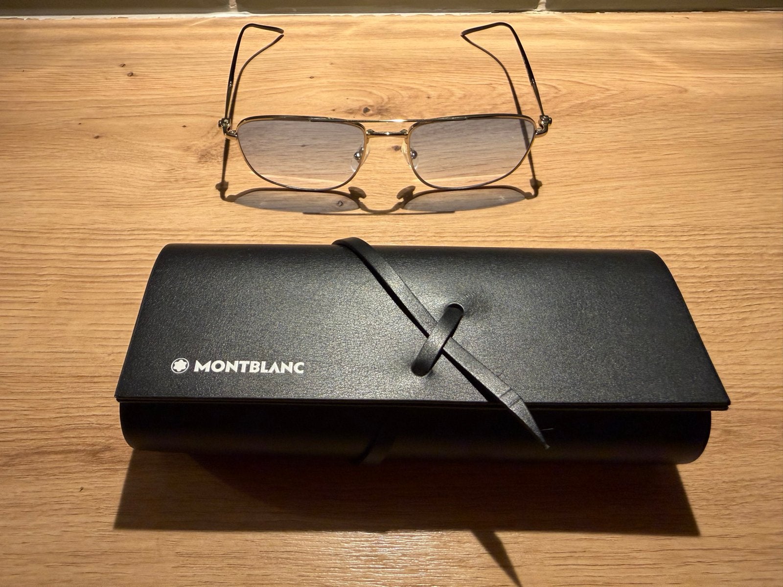 Montblanc Zonnebril met Hoesje - Zo goed als nieuw, Ophalen of Verzenden, Zo goed als nieuw, Zonnebril, Overige merken