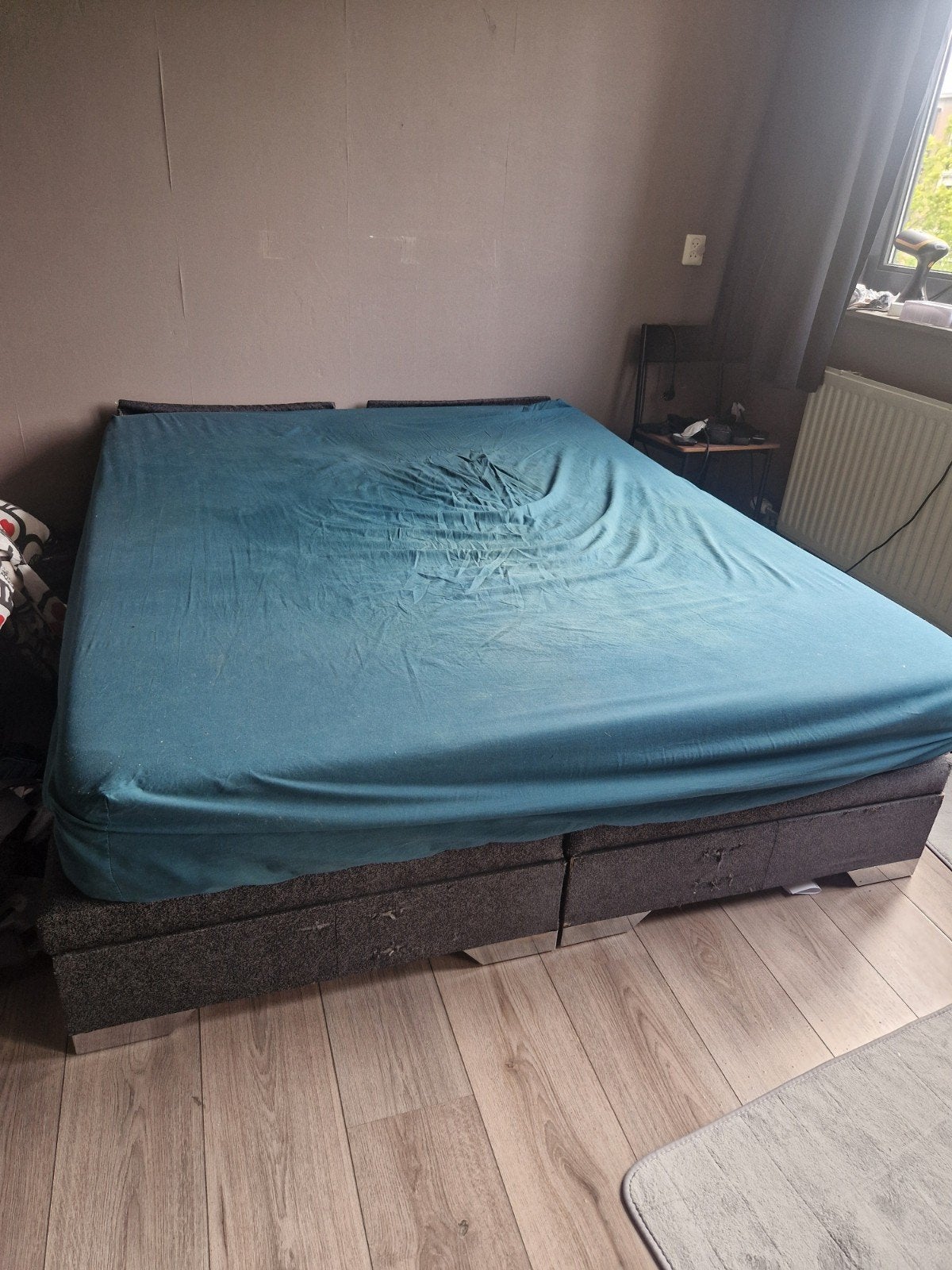 Elektrisch bed - Netjes en direct beschikbaar, Tweepersoons, Ophalen of Verzenden, 180 cm, 200 cm