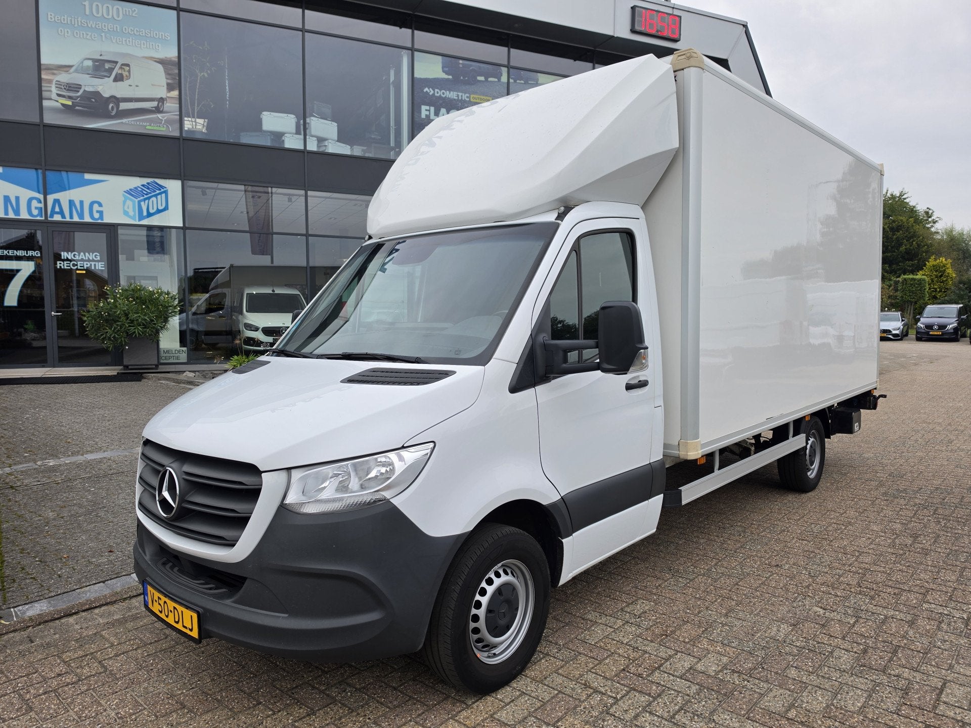 Mercedes-Benz Sprinter 317 CDI L3 RWD Automaat Bakwagen met, Auto's, Automaat, Dealer onderhouden, Gebruikt, 4 cilinders