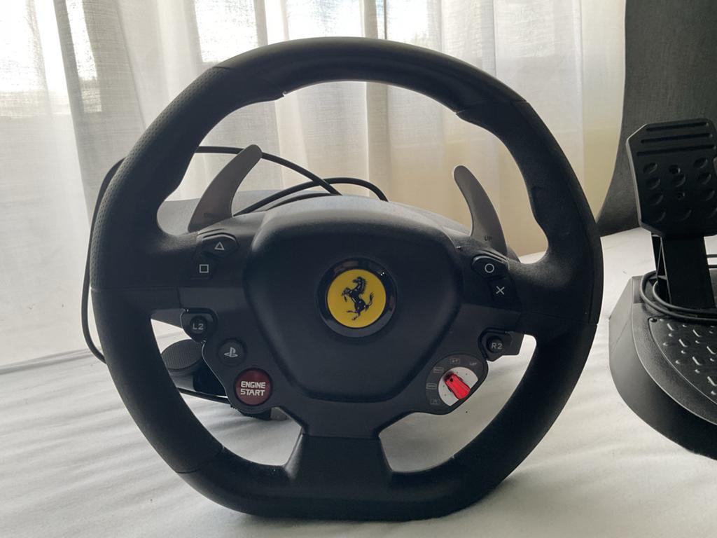 T80 Ferrari 488 GTB Edition Stuurwiel PlayStation, Ophalen of Verzenden, Zo goed als nieuw
