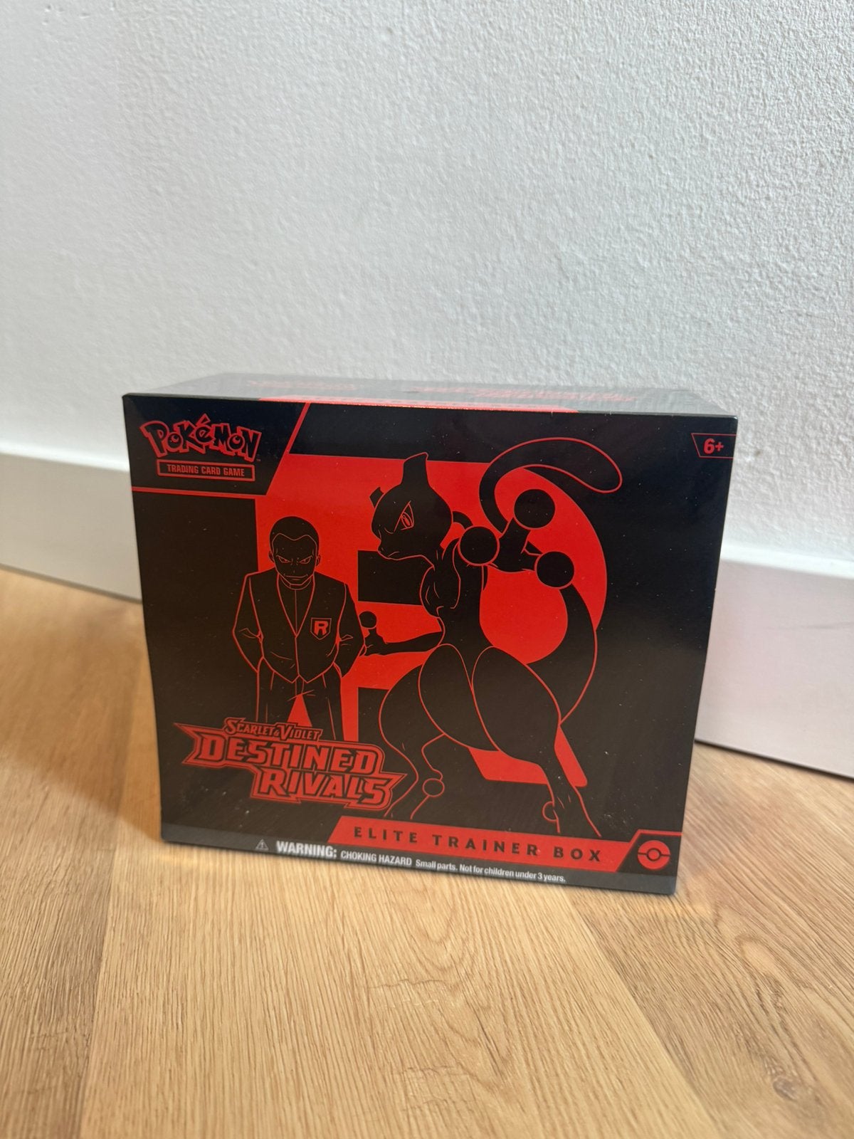 Pokemon Destined Rivals ETB | Nieuw en Sealed, Ophalen of Verzenden, Nieuw, Boosterbox