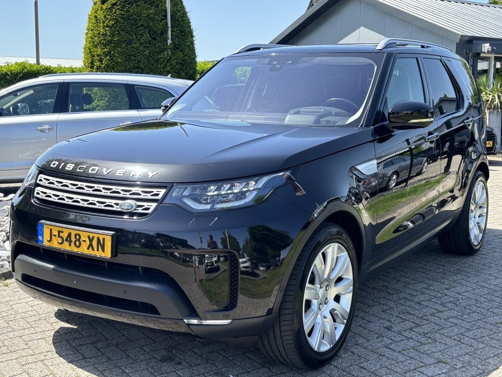 Land Rover Discovery 3.0 SI Benzine 2017 Zwart 7-Persoons Lu, Auto's, Automaat, Gebruikt, 2995 cc, 2192 kg