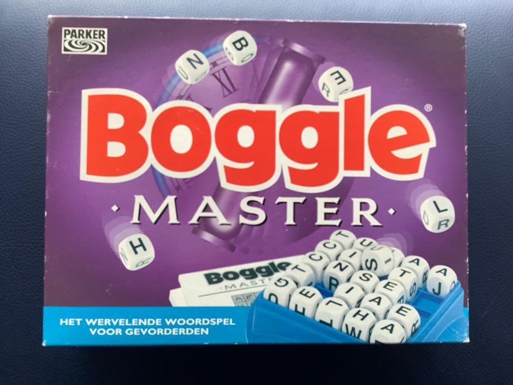 Boggle MASTER - compleet in de originele doos, Hobby en Vrije tijd, Gezelschapsspellen | Bordspellen, Vijf spelers of meer, Ophalen of Verzenden