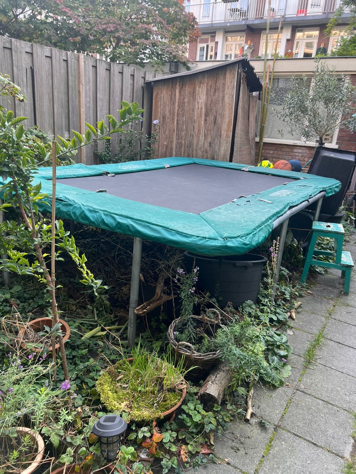 Trampoline rechthoek gratis!!, Ophalen, Gebruikt