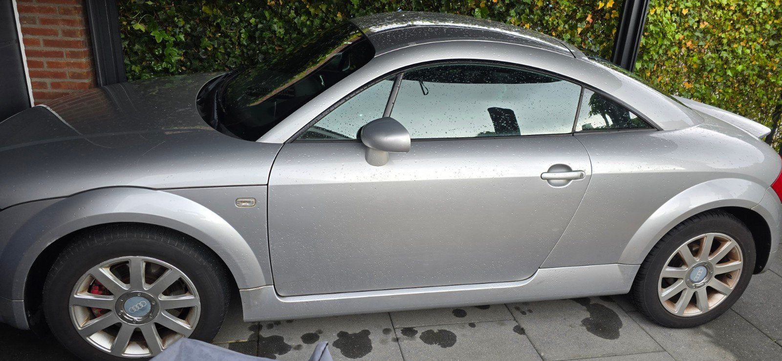 Audi TT 1.8 T Coupe 132KW 2000 Grijs, Auto's, Voorwielaandrijving, Zwart, Bedrijf, Handgeschakeld