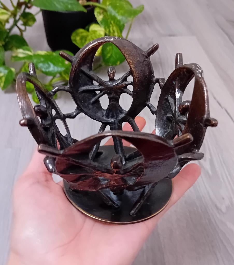 beeldje 4 personen, Antiek en Kunst, Ophalen of Verzenden