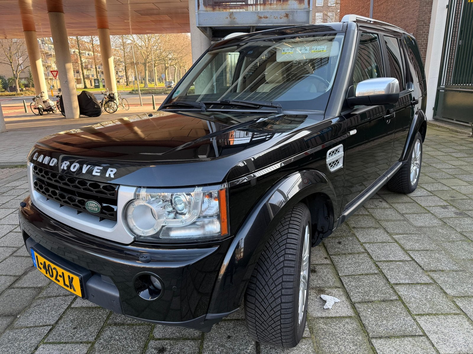 Land Rover Discovery 3.0 TD V6 AUT 2012 Zwart, Automaat, 2993 cc, Zwart, 11 km/l