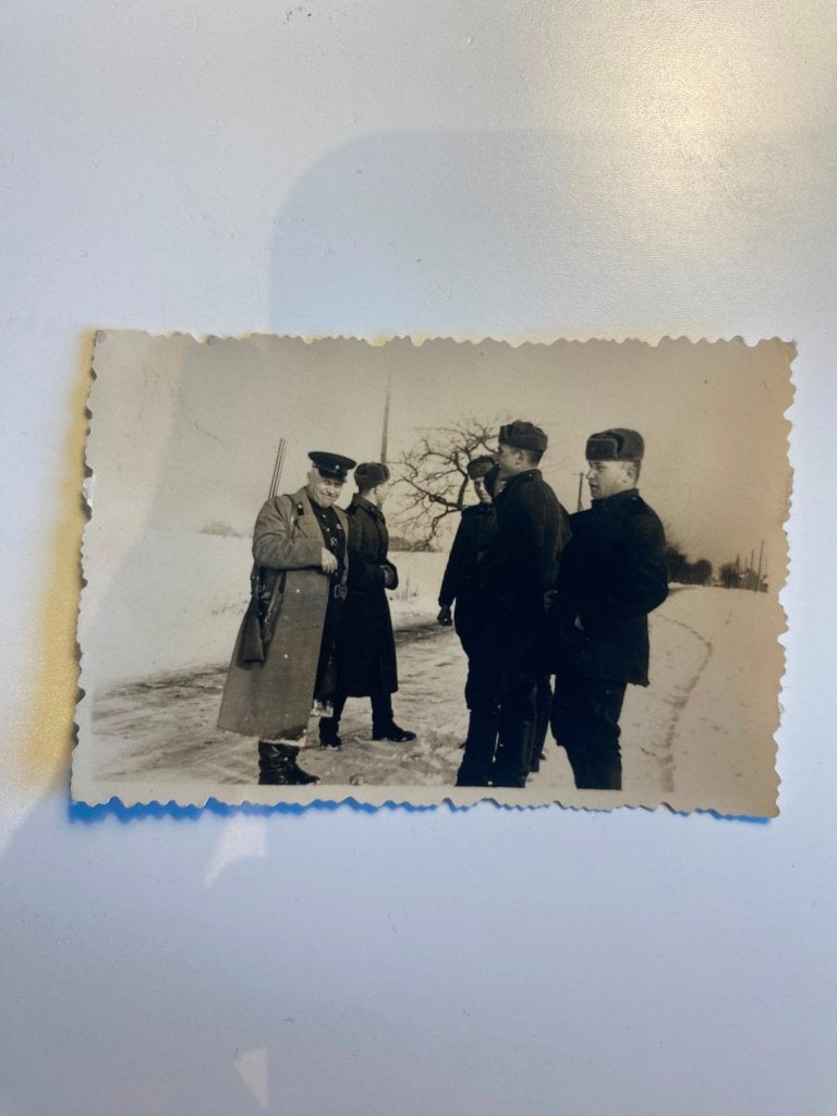 Sovjet Foto WOII – Officier met Jachtgeweer, Ophalen of Verzenden, Voor 1940, Zo goed als nieuw, Overige onderwerpen