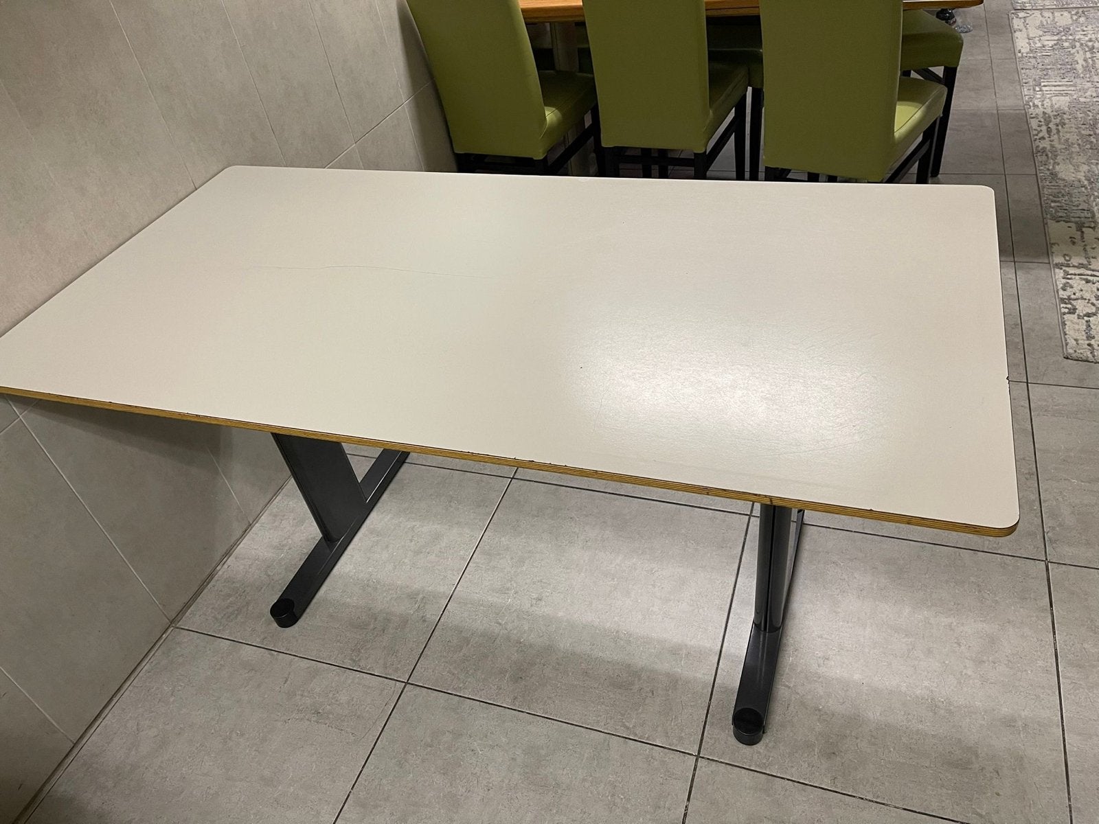 10 Tafels - 160x80x77 cm, Ophalen, Gebruikt, 50 tot 100 cm, 150 tot 200 cm