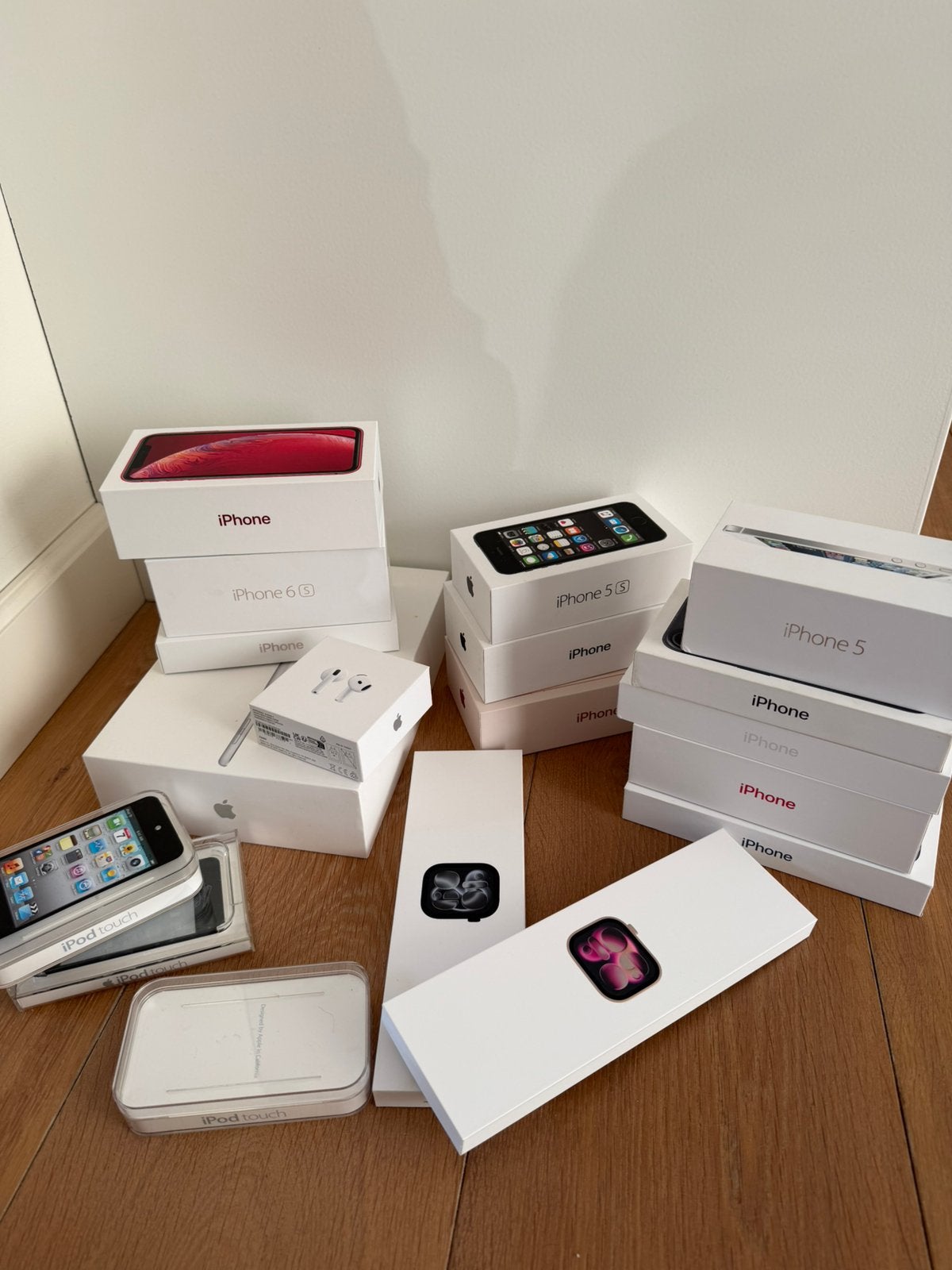 Verzameling doosjes van iPhone, iPod, iPad en Apple Watch, Ophalen of Verzenden, Zo goed als nieuw
