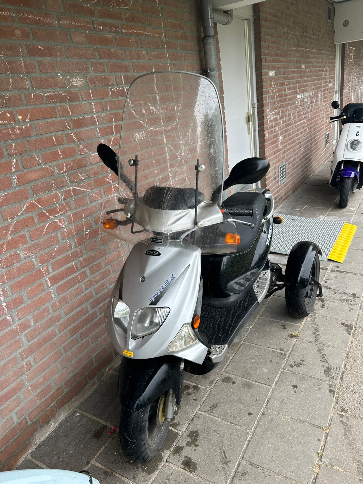 Pgo Drie wieler scooter, Ophalen, Zo goed als nieuw, Benzine, Overige modellen