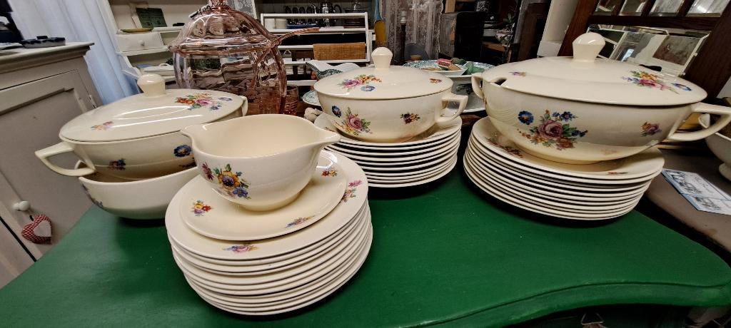 Pioenroos servies (3262) - Petrus Regout, Antiek en Kunst, Antiek | Servies los, Ophalen
